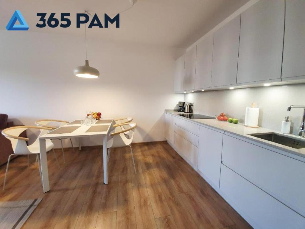Apartament Z Basenem Polanki Park - 365Pam Колобжег Екстер'єр фото